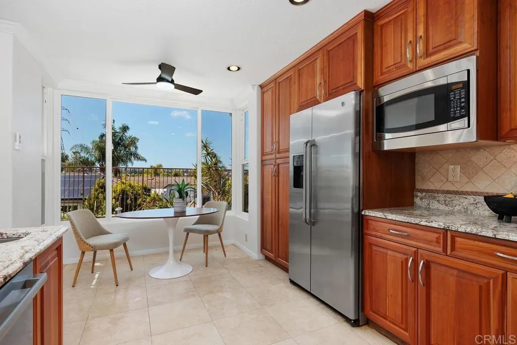 https://cdn.realtyfeed.com/cdn/127/306713090/9de374fed3c3bd6fcc366ff2cf3b2b3b.webp