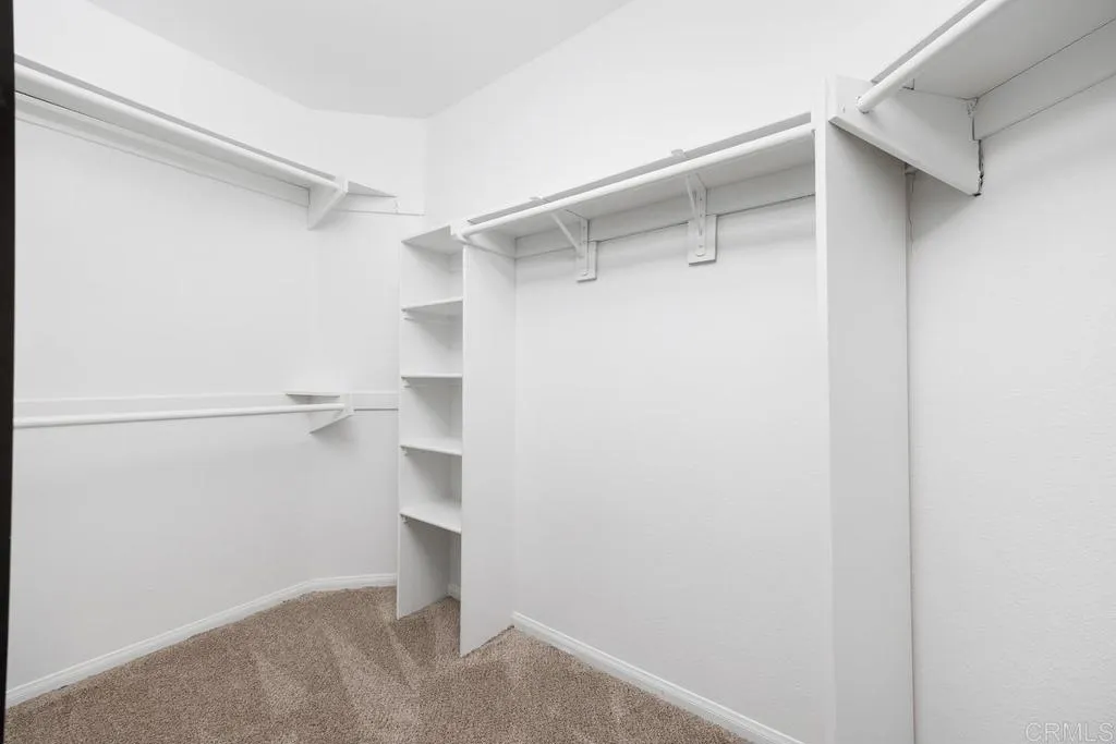 https://cdn.realtyfeed.com/cdn/127/306713090/de535291bcd804741fb058af044867eb.webp