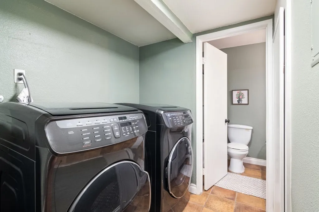 https://cdn.realtyfeed.com/cdn/127/306713093/58c0180d1facdd1b372fc8299ab7e94c.webp