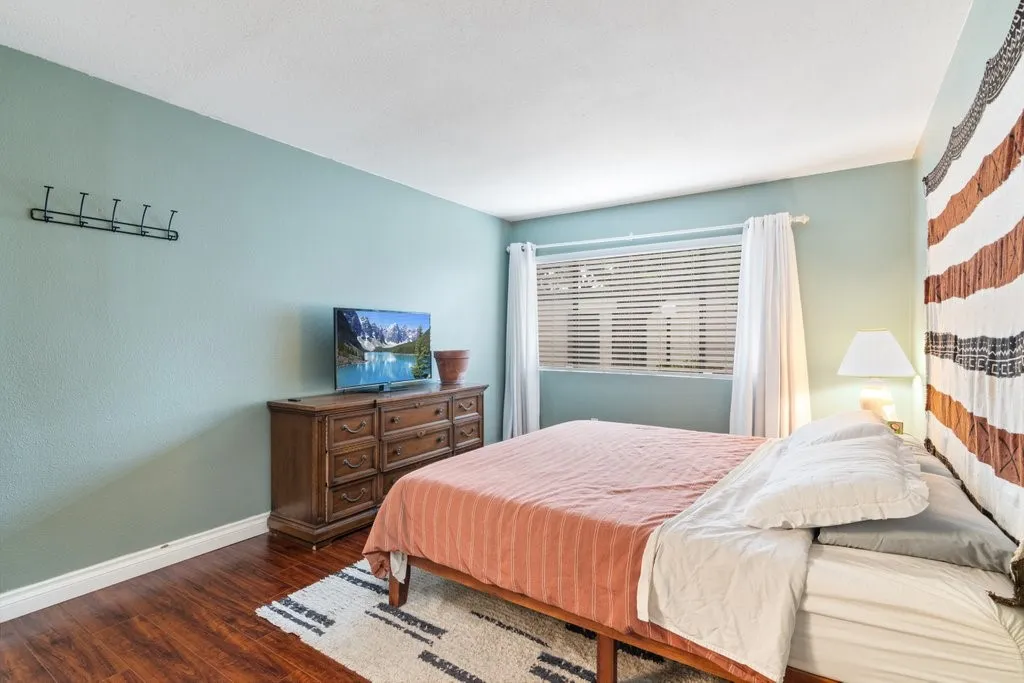 https://cdn.realtyfeed.com/cdn/127/306713093/6d6b48f5c3de912c588a04fb026db152.webp