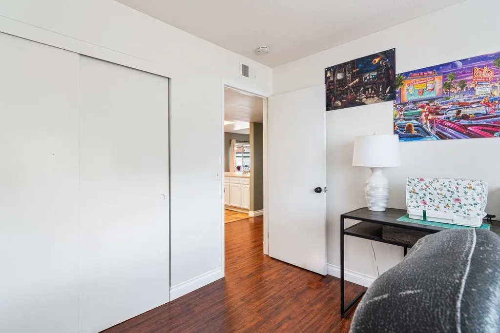 https://cdn.realtyfeed.com/cdn/127/306713093/7fa7fbbfad471fd35a7979a58209b5c7.webp