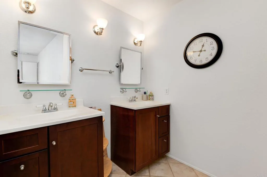 https://cdn.realtyfeed.com/cdn/127/306713099/e181df2d629fe3a5ad357af2a35a807c.webp