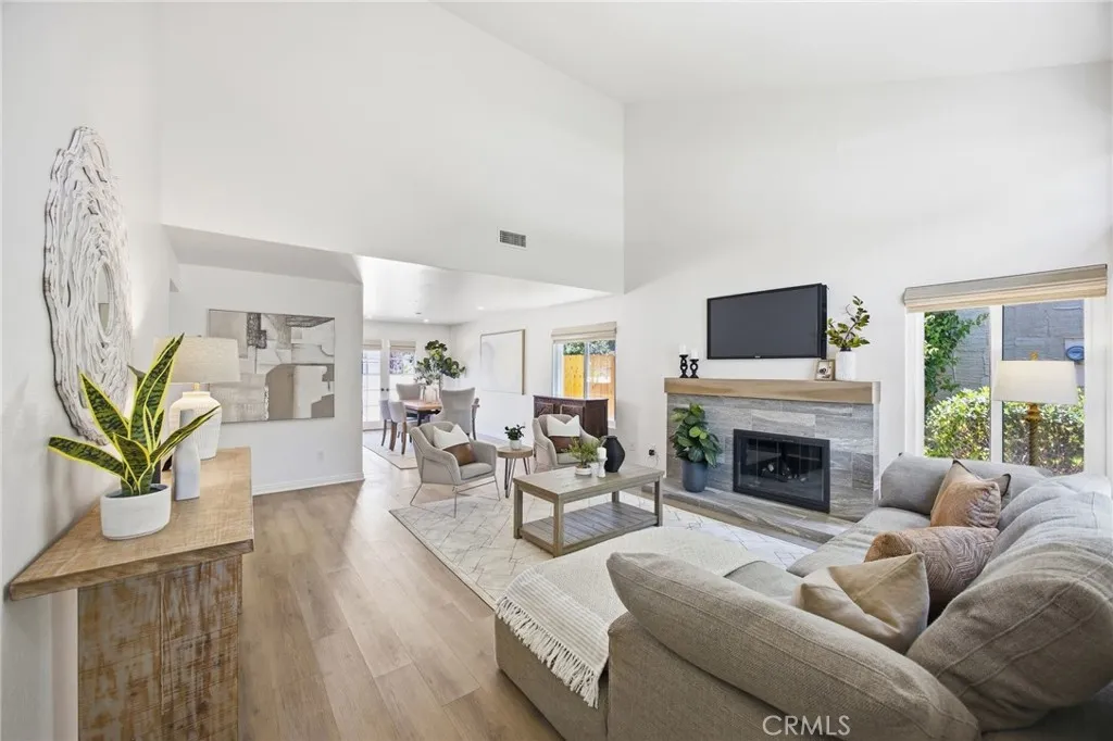 Photo #2: SW26099642 Listing: Photo #2