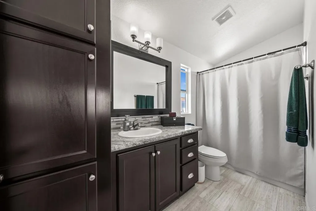 https://cdn.realtyfeed.com/cdn/127/306713230/1057a3159ae87b2afcdbef001a033352.webp