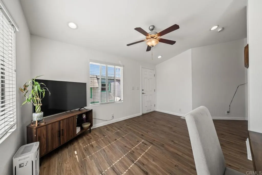 https://cdn.realtyfeed.com/cdn/127/306713230/7cb20a8bc104a161060225303ce93047.webp