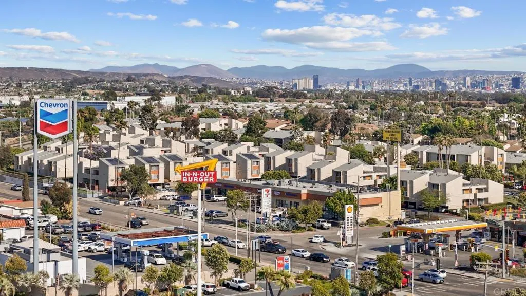 https://cdn.realtyfeed.com/cdn/127/306713230/ac3bfbc70e582d990a172a040c8b6584.webp