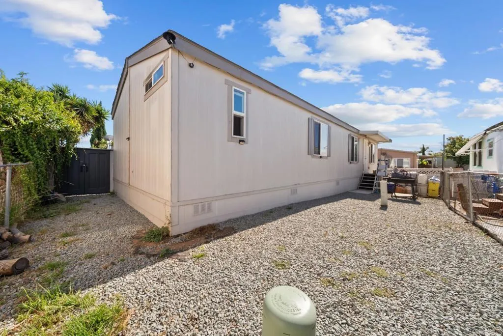 https://cdn.realtyfeed.com/cdn/127/306713230/cb4e53abbbcccdfbfd1cc1f861ddb318.webp