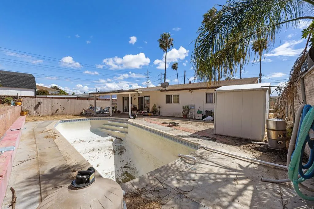 https://cdn.realtyfeed.com/cdn/127/306713246/2bd30c7a217496a90f6d602292b5a603.webp