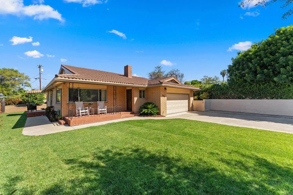 https://cdn.realtyfeed.com/cdn/127/306713258/a5c29b0220e2344eebc2688fa97aec13.webp