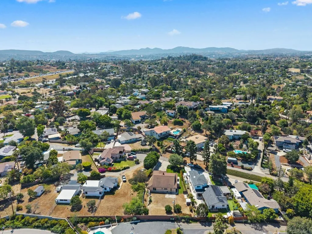 https://cdn.realtyfeed.com/cdn/127/306713258/eb292feb74c6b50e03445a3e5ba17047.webp
