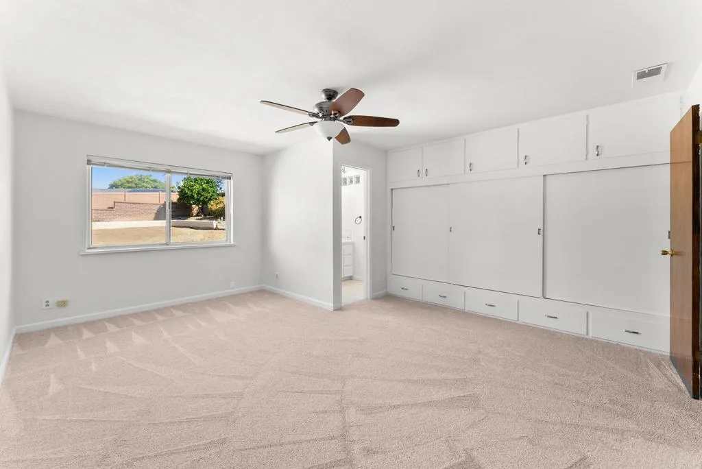 https://cdn.realtyfeed.com/cdn/127/306713258/f9f8ffbb1ecb4568ea355b06696175e3.webp