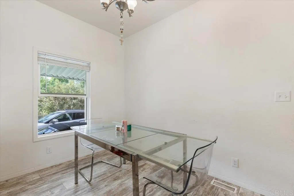 https://cdn.realtyfeed.com/cdn/127/306713314/a96a15cd890c8a84b5f7dcef84b4593b.webp