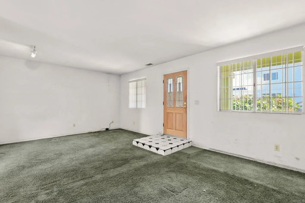 https://cdn.realtyfeed.com/cdn/127/306713320/609b07a65390b69e347fa55a82d46902.webp