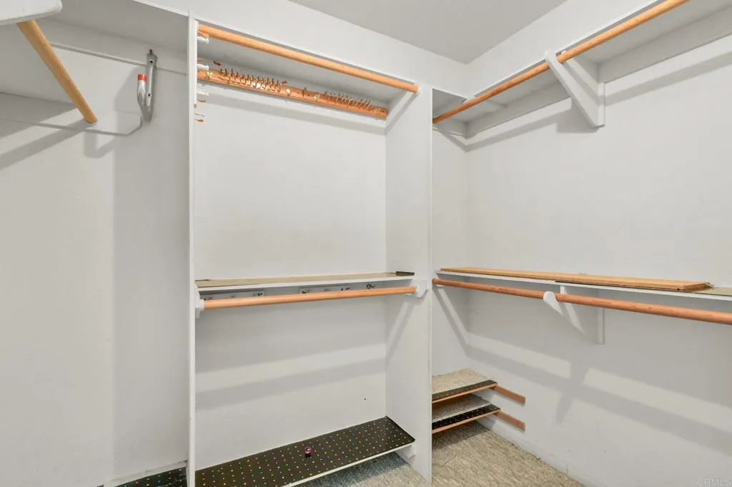 https://cdn.realtyfeed.com/cdn/127/306713320/9e9c8eab3aaaa718bcfdc6ad6ce63a74.webp