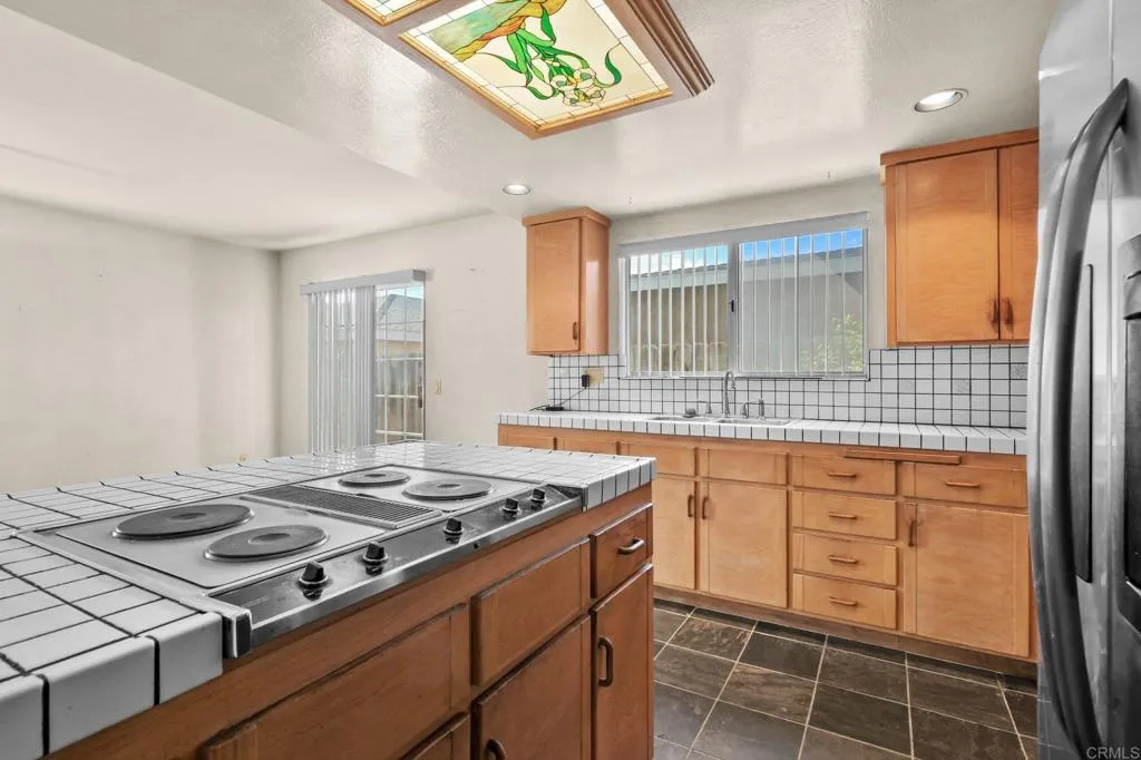 https://cdn.realtyfeed.com/cdn/127/306713320/de873a4be67cbaadda2e3c72a89708d0.webp