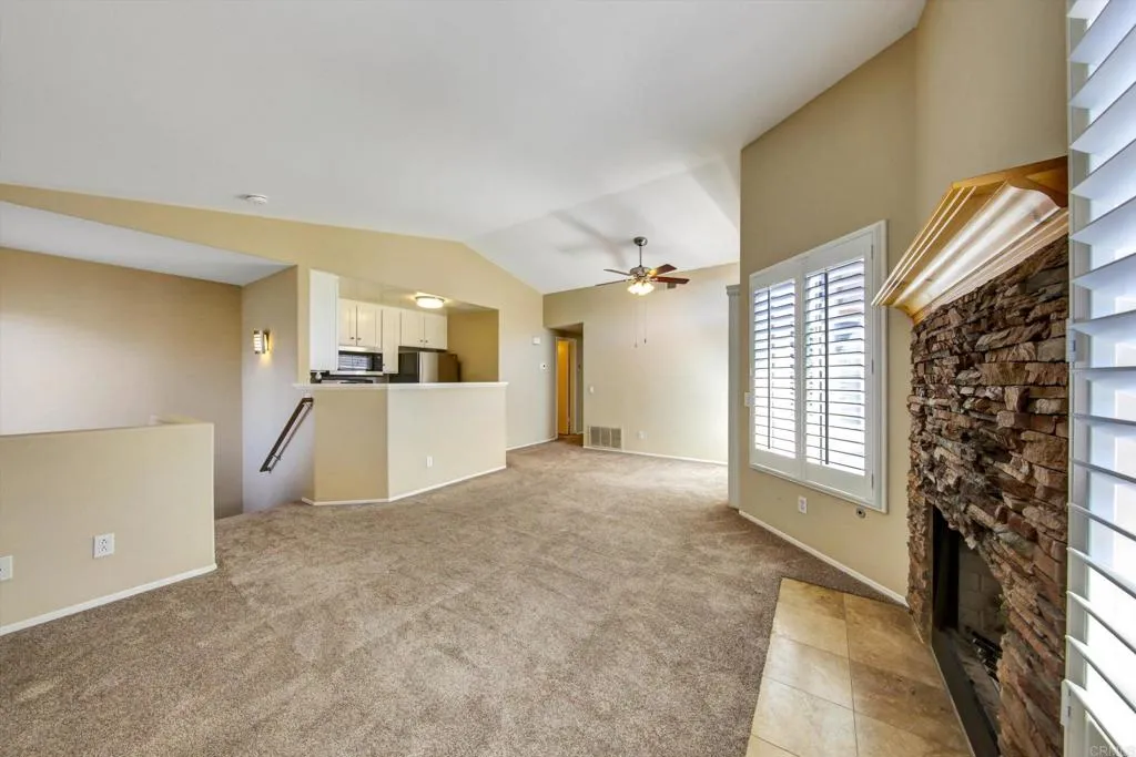 https://cdn.realtyfeed.com/cdn/127/306713328/07f9c83530604244fe85b7417a846445.webp