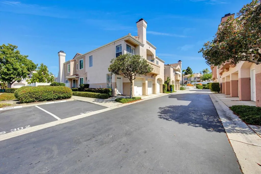 https://cdn.realtyfeed.com/cdn/127/306713328/390e21c55be92b07d3ae1f0b6bbae786.webp