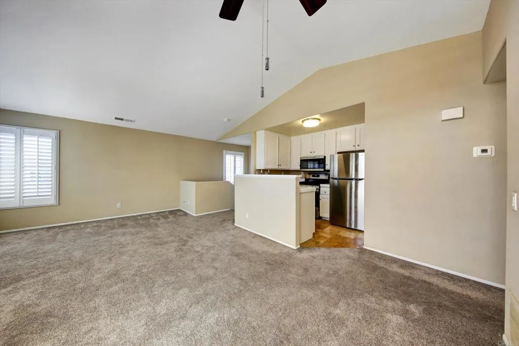 https://cdn.realtyfeed.com/cdn/127/306713328/5fea8f78928bc6afb5854dbd4df65f4d.webp