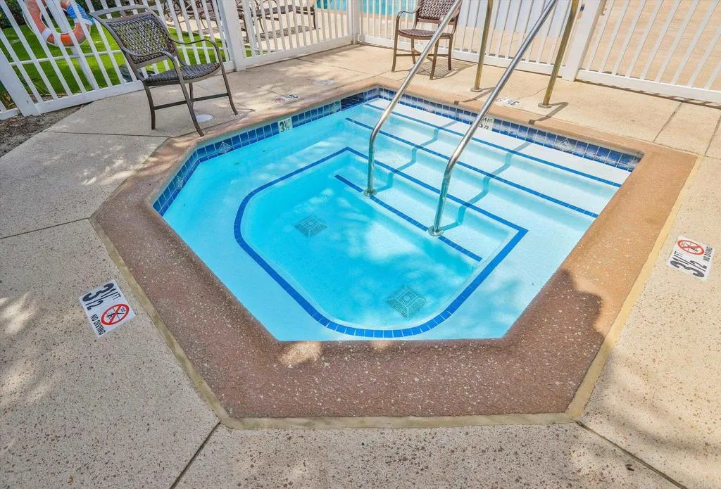https://cdn.realtyfeed.com/cdn/127/306713328/e6c3b021dd937946551a649766b2ef8c.webp