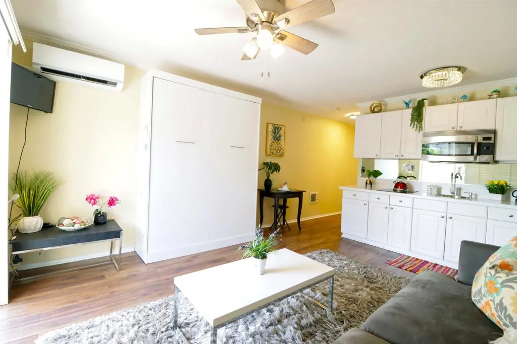 https://cdn.realtyfeed.com/cdn/127/306713329/4f479a444e862c5a6759dc24b3413686.webp