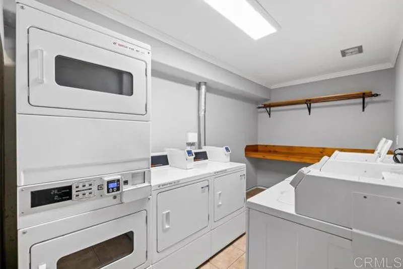 https://cdn.realtyfeed.com/cdn/127/306713329/6212f0585e79e3d4298647d819acd246.webp