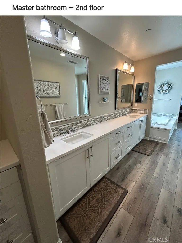 https://cdn.realtyfeed.com/cdn/127/306713346/1598fbfcd9b22efd5abe8a275e9232b1.webp
