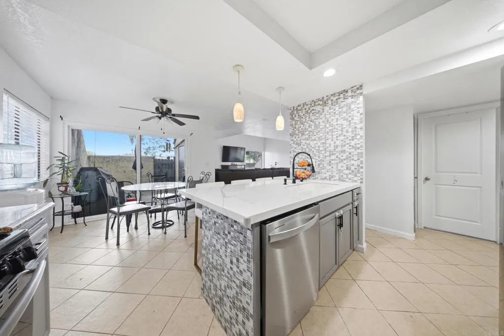 https://cdn.realtyfeed.com/cdn/127/306713356/e74d3de6e07a57342cb2b6842d4d0ade.webp