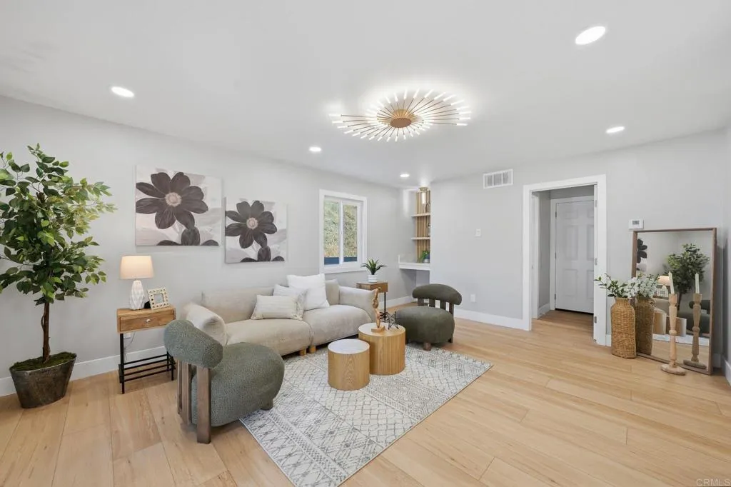 https://cdn.realtyfeed.com/cdn/127/306713407/d4cd3e1dbcdc4a9421b4c3dadfa9f418.webp