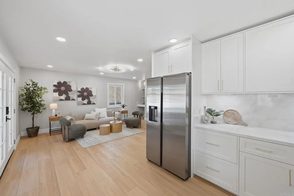 https://cdn.realtyfeed.com/cdn/127/306713407/eba705ac8259814d7b1b2c47d3d394e1.webp