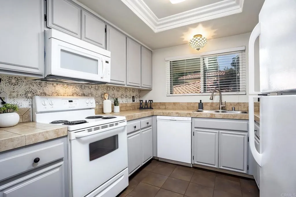https://cdn.realtyfeed.com/cdn/127/306713409/9b153c09ca226428cb89da6788cbf7e7.webp