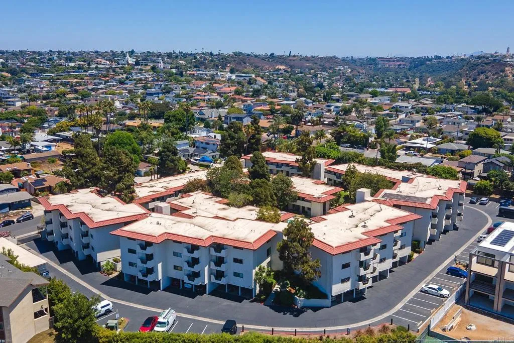 https://cdn.realtyfeed.com/cdn/127/306713409/f4ad5387d7510ad8f589e7a65408842a.webp