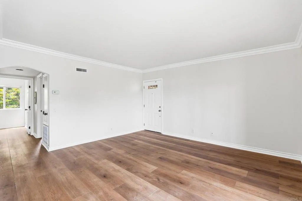 https://cdn.realtyfeed.com/cdn/127/306713412/0f4396d114676a553f04d57eb73bacd6.webp