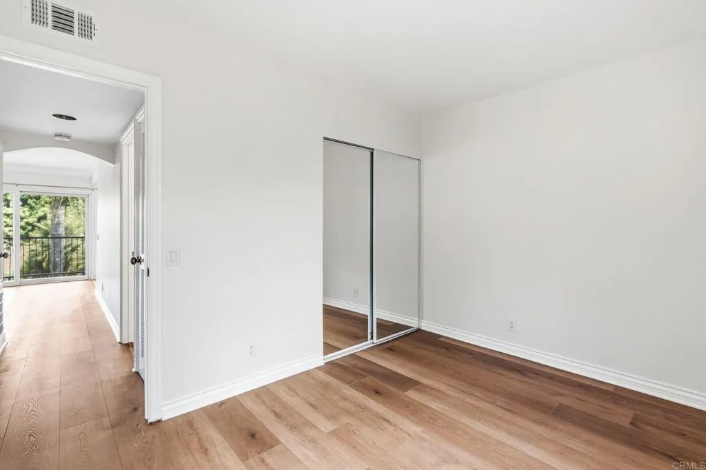 https://cdn.realtyfeed.com/cdn/127/306713412/c75d215b2fc2ed3d4c7656a41e021fb2.webp