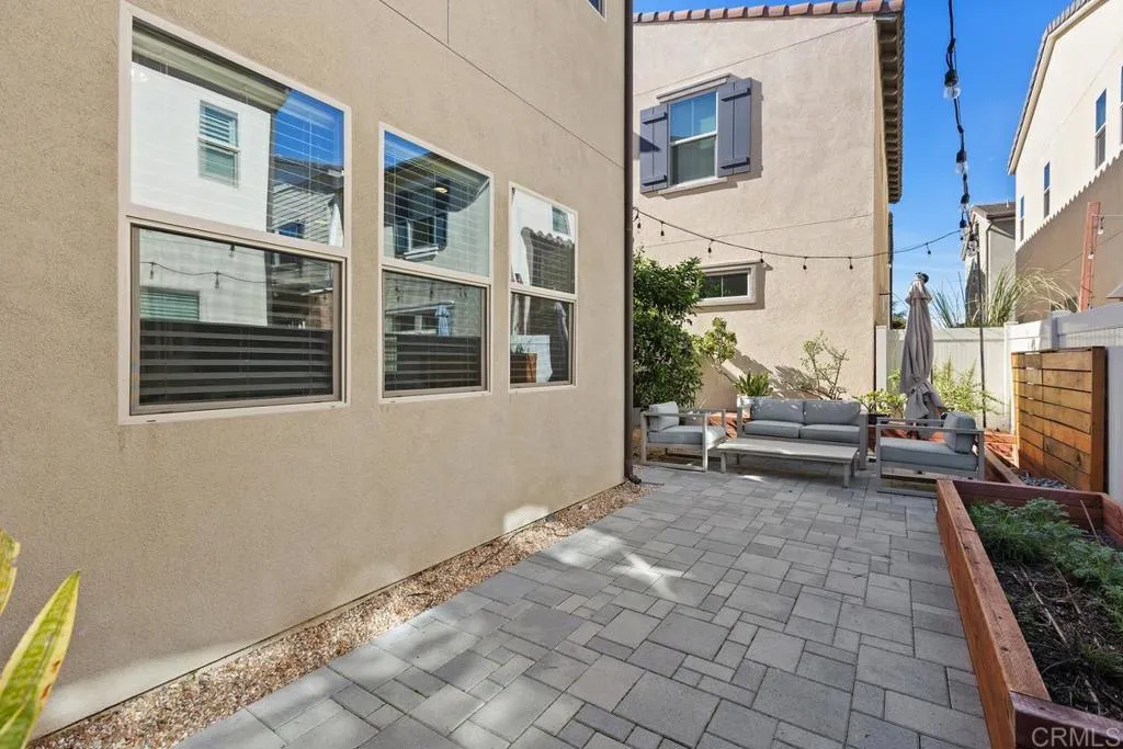https://cdn.realtyfeed.com/cdn/127/306713415/51807bd75915f4e9fab12f50e23265ab.webp