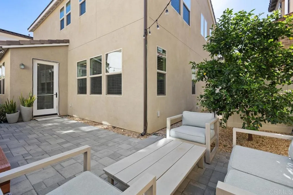 https://cdn.realtyfeed.com/cdn/127/306713415/59553047649ef22af7a44c7605815bc3.webp