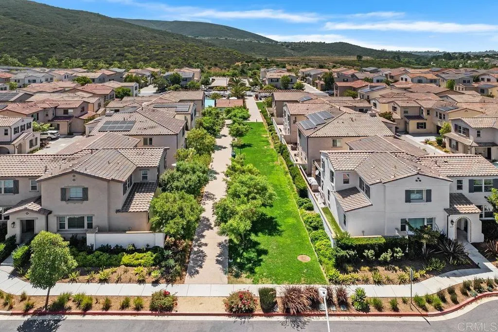 https://cdn.realtyfeed.com/cdn/127/306713415/9c860c97d6db32806023e3ba67624f4d.webp