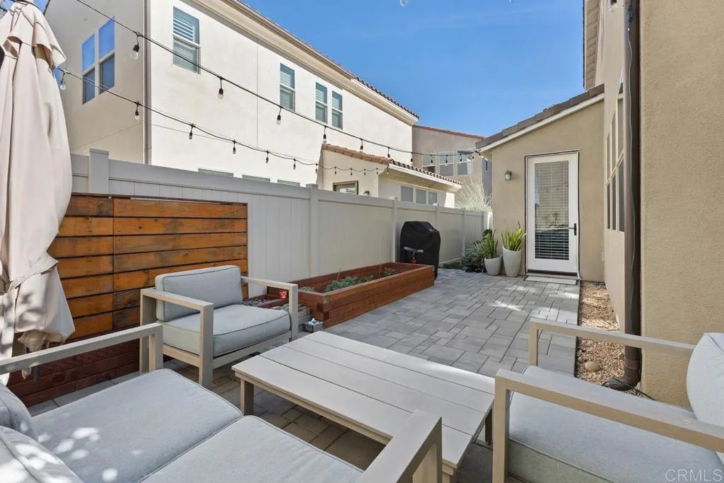 https://cdn.realtyfeed.com/cdn/127/306713415/9ecad5a1ec29b3ac50db7439920e6257.webp