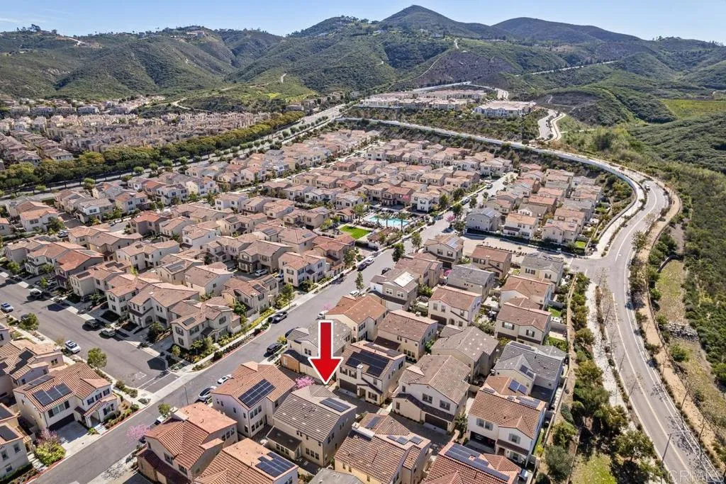 https://cdn.realtyfeed.com/cdn/127/306713415/f54bb4befd30d1504e050690c0e0ea03.webp