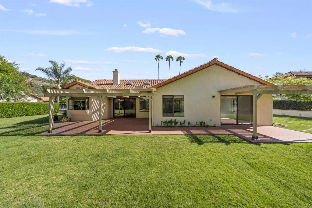 https://cdn.realtyfeed.com/cdn/127/306713474/742f91db433d1cc9bdce72c7d232529b.webp