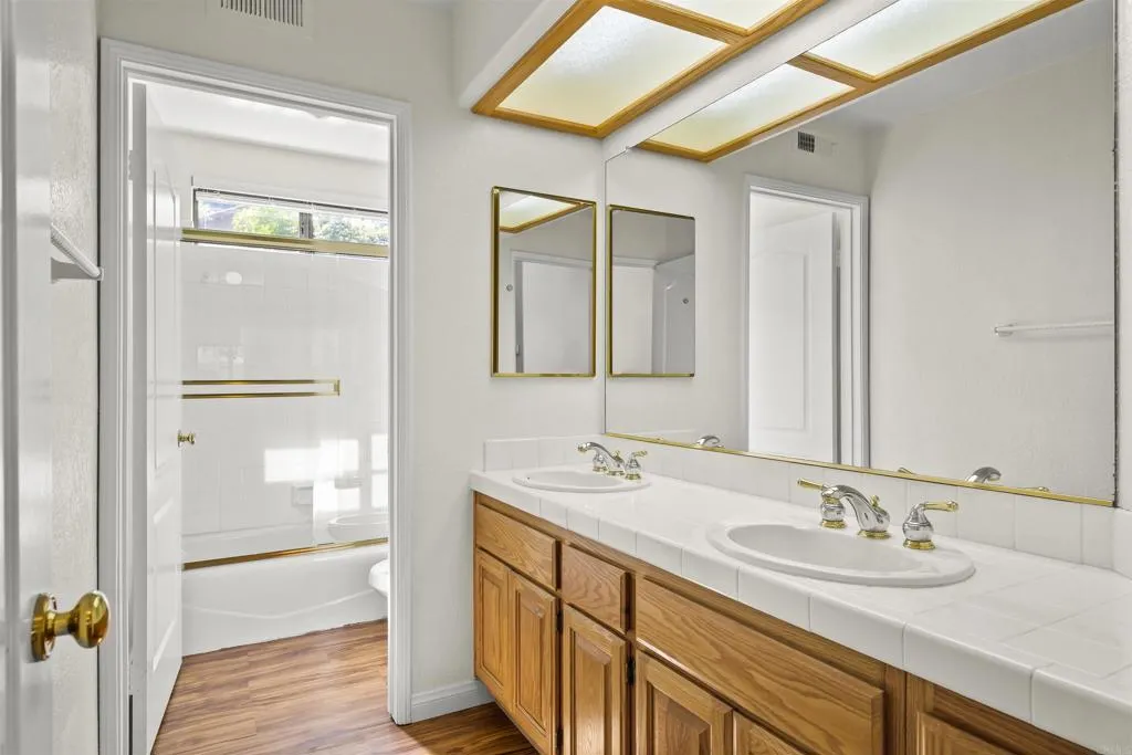https://cdn.realtyfeed.com/cdn/127/306713474/cf982582007e1c390356ba70b8c79e2f.webp