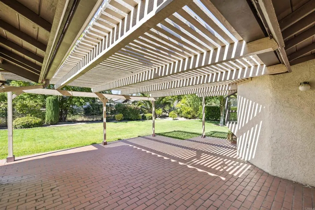 https://cdn.realtyfeed.com/cdn/127/306713474/d9ff9cb80974710d6fa6e33fb0097f30.webp