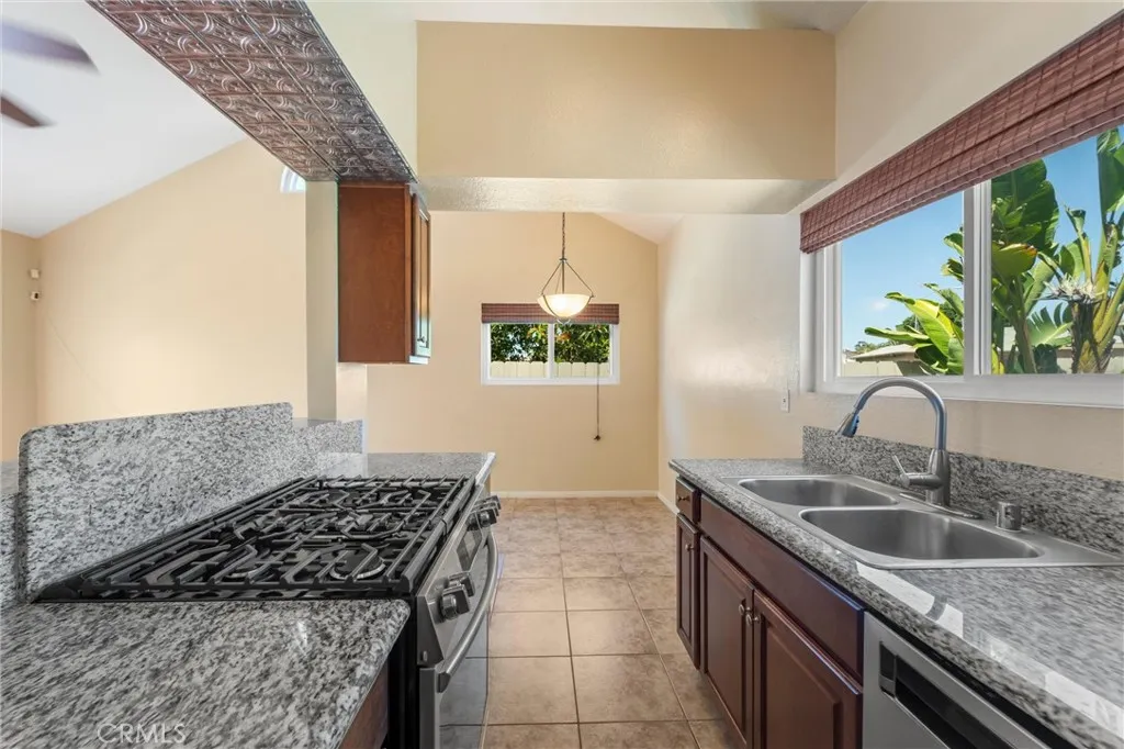 https://cdn.realtyfeed.com/cdn/127/306713484/411c96f64a5a86bceb56a268a1379db1.webp