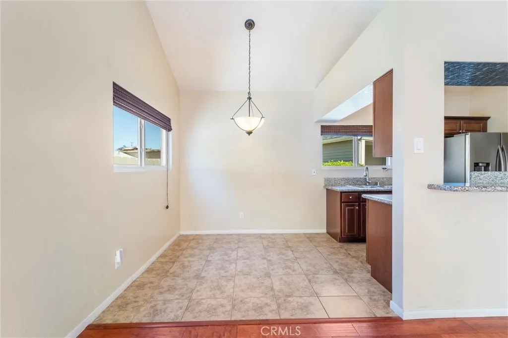 https://cdn.realtyfeed.com/cdn/127/306713484/5d174e24b5f60122899653db1d151dba.webp