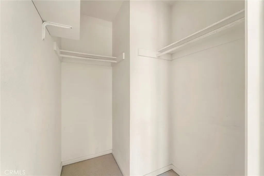 https://cdn.realtyfeed.com/cdn/127/306713484/92fb7f285ba4170948cf90124e8ba1db.webp
