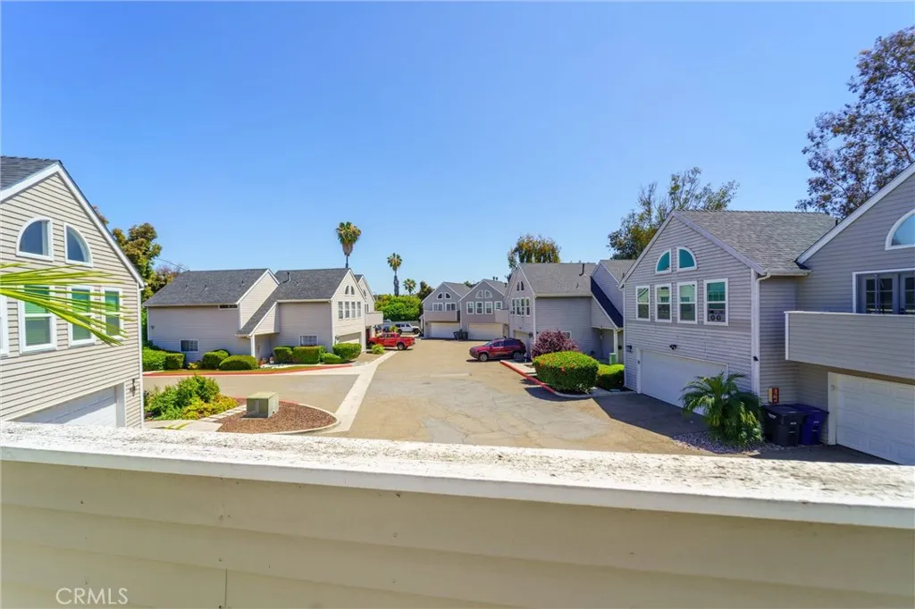 https://cdn.realtyfeed.com/cdn/127/306713484/a9e95403c1c4790f37b5b81b7f25ea66.webp