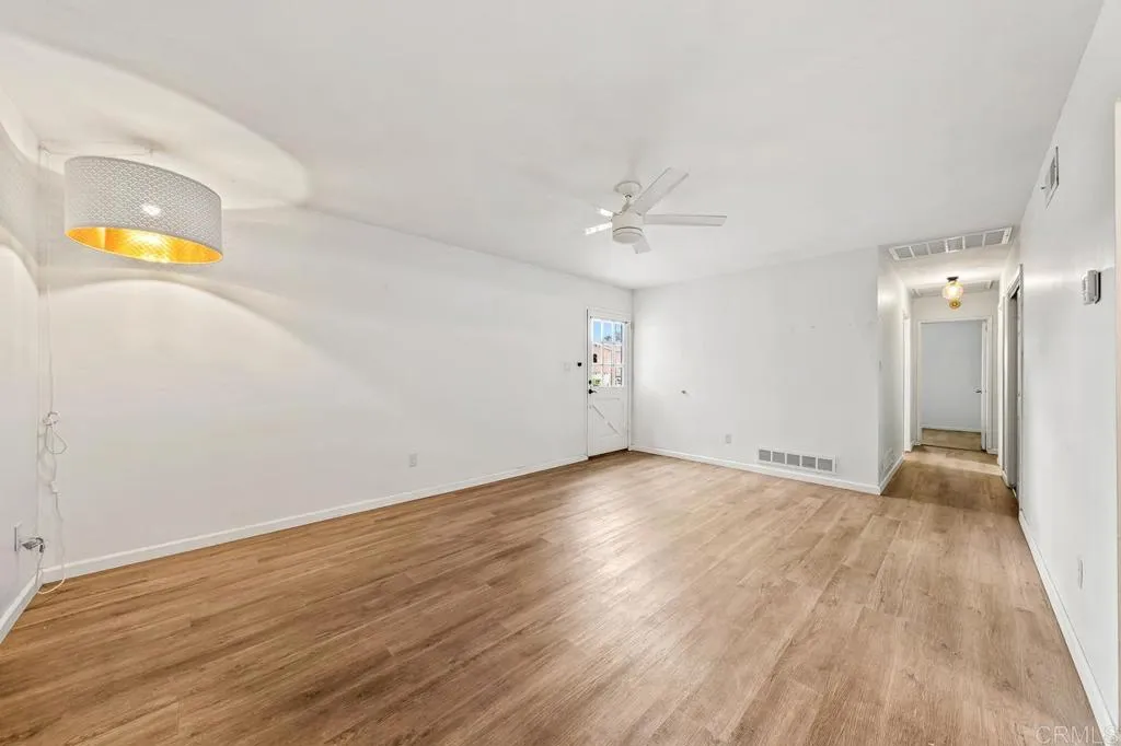 Photo #10: PTP2603517 Listing: Photo #10