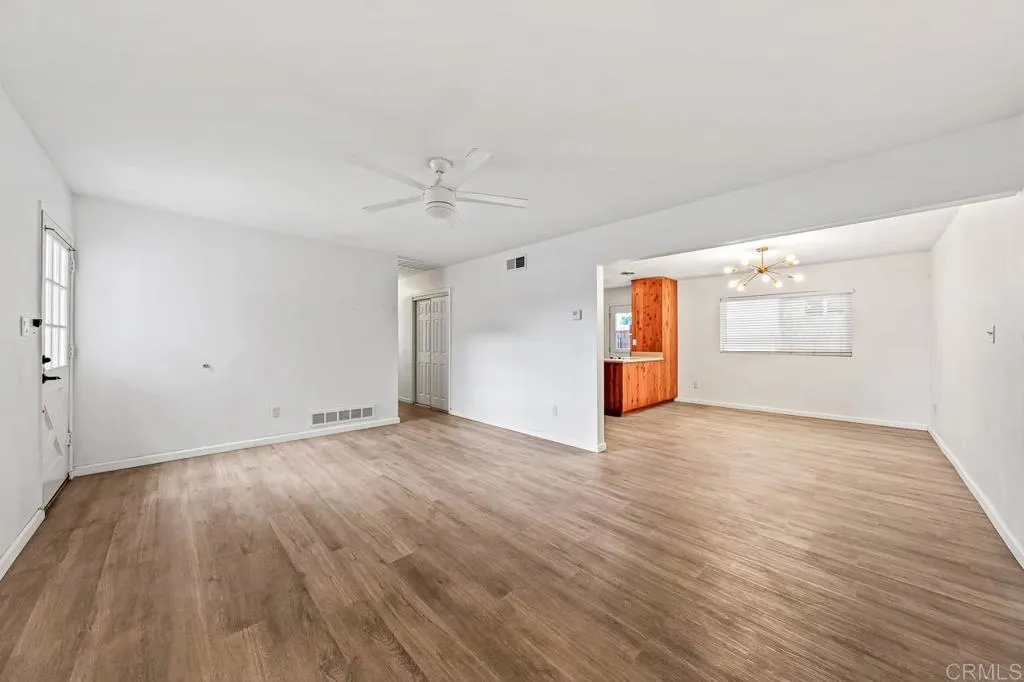 Photo #8: PTP2603517 Listing: Photo #8