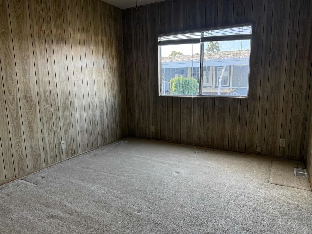 https://cdn.realtyfeed.com/cdn/127/306713517/02bff4aa0a9f6a2355ed608367c25f17.webp