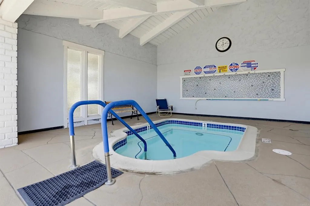 https://cdn.realtyfeed.com/cdn/127/306713517/15bb30271cc93ca98b8ba73f30ad708a.webp