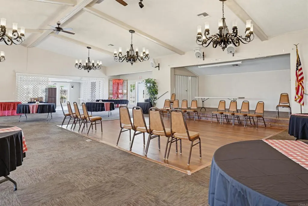 https://cdn.realtyfeed.com/cdn/127/306713517/22bc7d1c5776cd4f4492c5ff1a238b31.webp